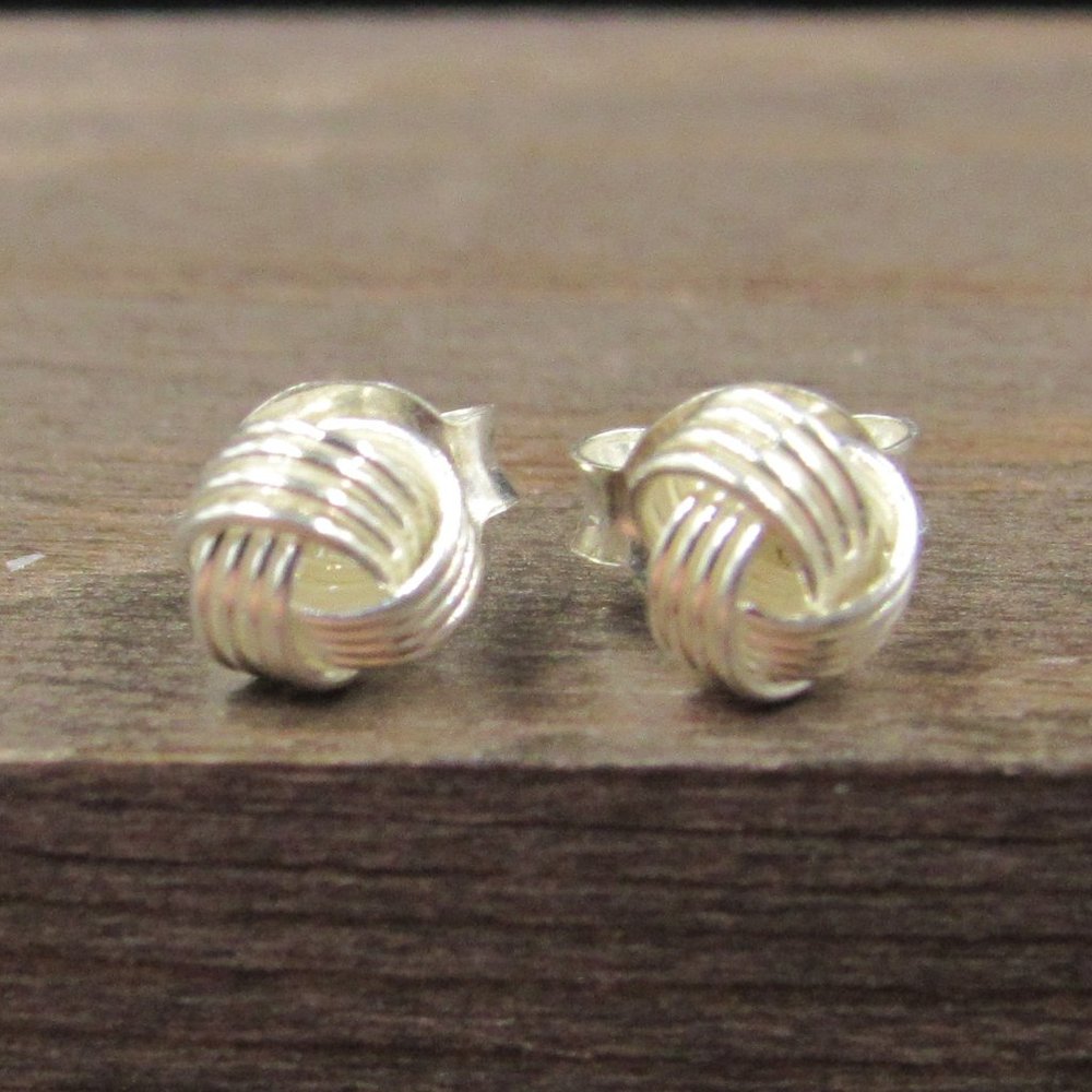 Sterling Silver Very Small Round Woven Ball Stud Earrings Vintage - Picture 1 of 7
